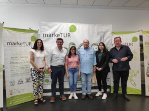 Visita de D. Humberto López-Tirone a la Universidad de Extremadura (España)