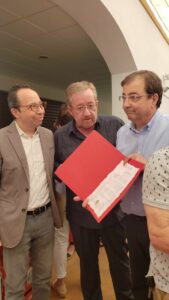 IBEROATUR propone a Guillermo Fernández Vara ser su Presidente Honorario